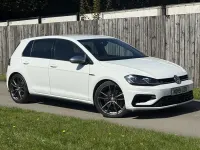 Używany VW Golf VII R 300 KM (220 kW) 2019 Biały Hatchback