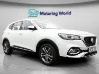 Begagnad MG HS Excite 162 HK (119 kW) 2023 Vit SUV