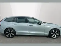 Usado Volvo V60 Plus 345 HP (253 kW) 2025 Cinzento Carrinha