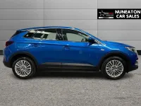 Used Vauxhall Grandland X Business Edition 130 HP (95 kW) 2020 Blue SUV