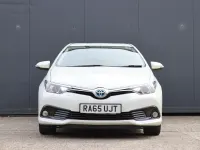 Used Toyota Auris Hybrid Design 2016 White Hatchback