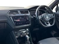 Usado VW Tiguan R-line 150 CV (110 kW) 2019 Negro SUV