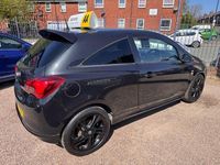 Second-hand Vauxhall Corsa Edition 70 CP (51 kW) 2015 Negru Hatchback