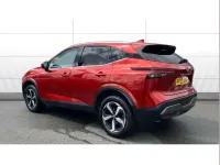 Used Nissan Qashqai N-Connecta 155 HP (114 kW) 2023 Red SUV