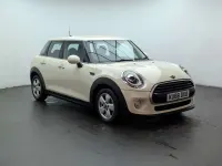 Usado Mini Cooper Hatch 2018 Branco Citadino