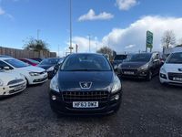 Second-hand Peugeot 3008 Active 115 CP (84 kW) 2013 Albastru SUV