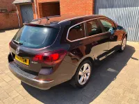 Used Vauxhall Astra SRi 165 HP (121 kW) 2013 Brown Estate
