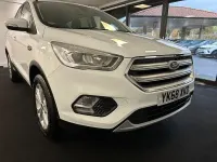 Używany Ford Kuga Titanium 120 KM (88 kW) 2018 Biały SUV