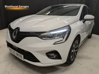 Used Renault Clio Iconic 75 HP (55 kW) 2020 White Hatchback