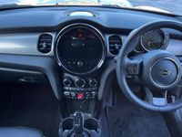 Used Mini Cooper Exclusive 136 HP (100 kW) 2023 Chili red Hatchback