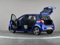 Used Hyundai i10 Premium 67 HP (49 kW) 2022 Blue Hatchback