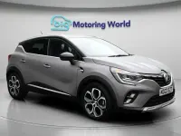 Gebraucht Renault Captur SE 143 PS (105 kW) 2022 Grau SUV