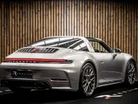 Ny Porsche 992 2025 Silver Cab