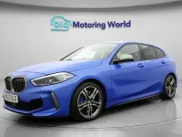 Usado BMW M135 306 CV (225 kW) 2022 Azul Utilitario