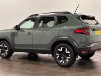 Used Dacia Duster Extreme 143 HP (105 kW) 2025 Green Hatchback