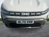 New Dacia Duster Expression 130 HP (95 kW) 2025 Cream Hatchback