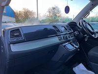 Used VW Caravelle SE 2017 Black MPV