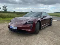Used Porsche Taycan 350 kW (476 HP) 2023 Red Sedan