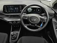 Used Hyundai i20 Advanced 101 HP (74 kW) 2024 White Hatchback