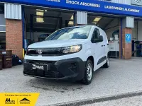 Used Vauxhall Combo 101 HP (74 kW) 2024 White MPV