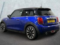 Used Mini Cooper Exclusive 134 HP (98 kW) 2020 Blue Hatchback