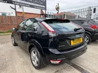 Używany Ford Focus Zetec 2011 Czarny Hatchback