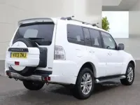 Used Mitsubishi Shogun 200 HP (147 kW) 2013 White SUV