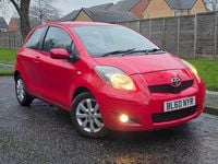 Used Toyota Yaris 2011 Red Hatchback