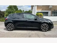 Used Renault Clio SE 140 HP (102 kW) 2022 Black  Hatchback