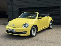 Used VW Beetle Design 105 HP (77 kW) 2015 Yellow Hatchback