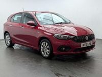 Used Fiat Tipo Easy Plus 120 HP (88 kW) 2019 Red Hatchback