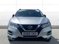 Used Nissan Qashqai N-Connecta 116 HP (85 kW) 2018 Silver SUV
