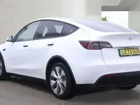 Used Tesla Model Y Long Range AWD 378 kW (514 HP) 2023 White SUV