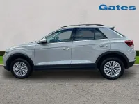Used VW T-Roc Life 150 HP (110 kW) 2024 Grey SUV