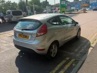 Used Ford Fiesta Zetec 75 HP (55 kW) 2013 Silver Hatchback
