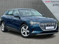 Usado Audi e-tron Advanced 230 kW (313 CV) 2021 Azul SUV