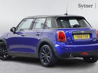 Used Mini Cooper Classic 134 HP (98 kW) 2019 Blue Hatchback