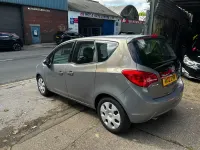Używany Vauxhall Meriva 2012 Brązowy Minivan