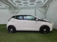 Begagnad Toyota Aygo x-press 2015 Vit Halvkombi
