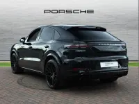 Used Porsche Cayenne 334 HP (245 kW) 2022 Black SUV