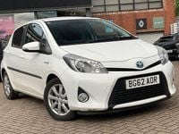 Used Toyota Yaris Hybrid T4 101 HP (74 kW) 2013 Hatchback