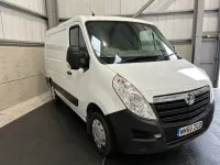 Second-hand Vauxhall Movano 110 CP (80 kW) 2016 Alb Monovolum