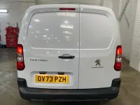 Used Peugeot Partner Premium 131 HP (96 kW) 2023 White MPV