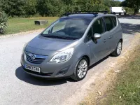 Used Vauxhall Meriva 2013 Brown MPV