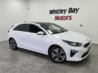 Used Kia Ceed First Edition 138 HP (101 kW) 2018 White Hatchback