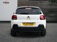 Used Citroën C3 PureTech 82 HP (60 kW) 2022 White Hatchback