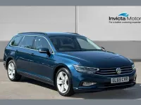 Used VW Passat SE 120 HP (88 kW) 2019 Aquamarine blue signature metallic Estate