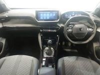 Used Peugeot 2008 Allure 131 HP (96 kW) 2024 Grey SUV