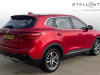 Used MG HS Exclusive 160 HP (117 kW) 2022 Red SUV