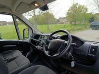 Used Citroën Relay 138 HP (101 kW) 2023 Grey Van